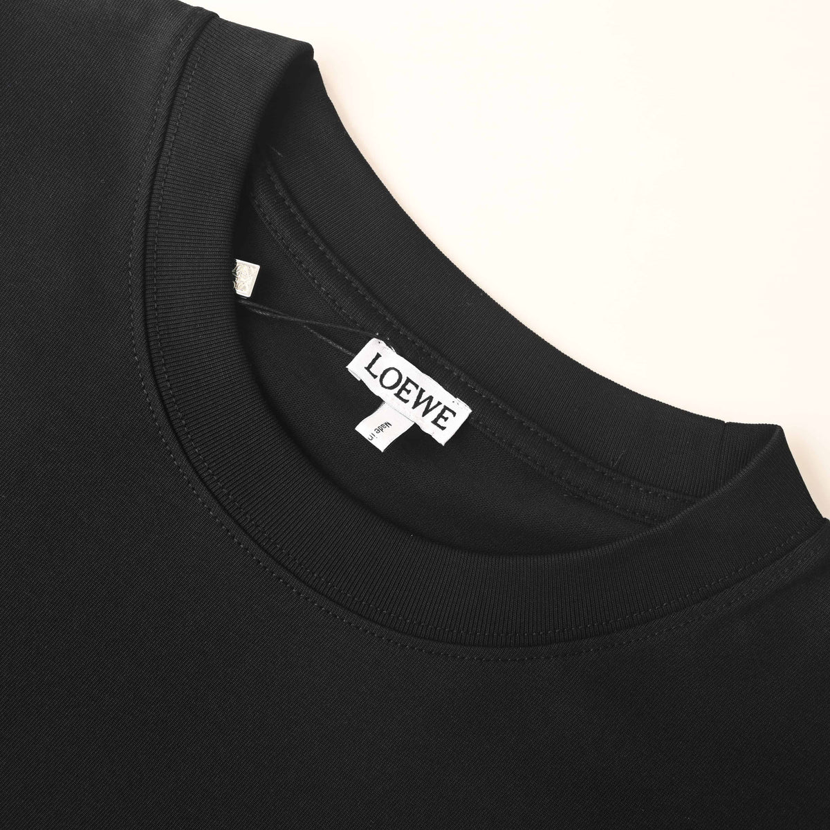 132_Loewe_罗意威 浮雕字母Logo反光短袖T恤