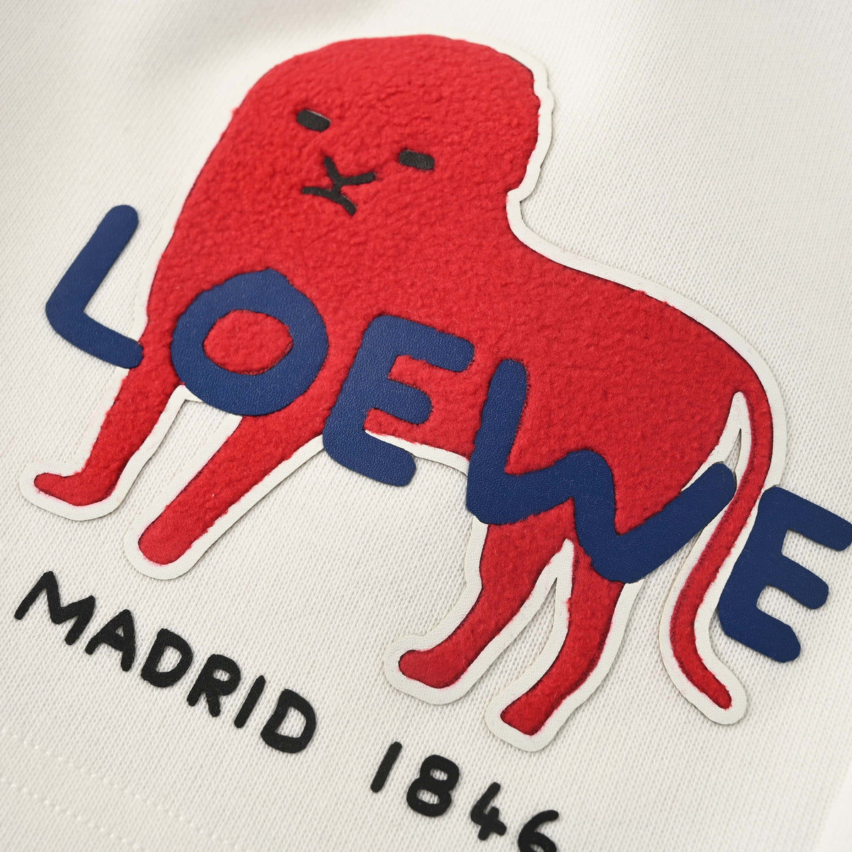 123_Loewe_罗意威 周年限定狮子植绒贴布短裤